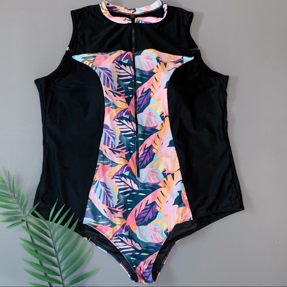 TORRID zippered tropical one piece rashguard swimsuit, 6X. - Picture 3 of 9